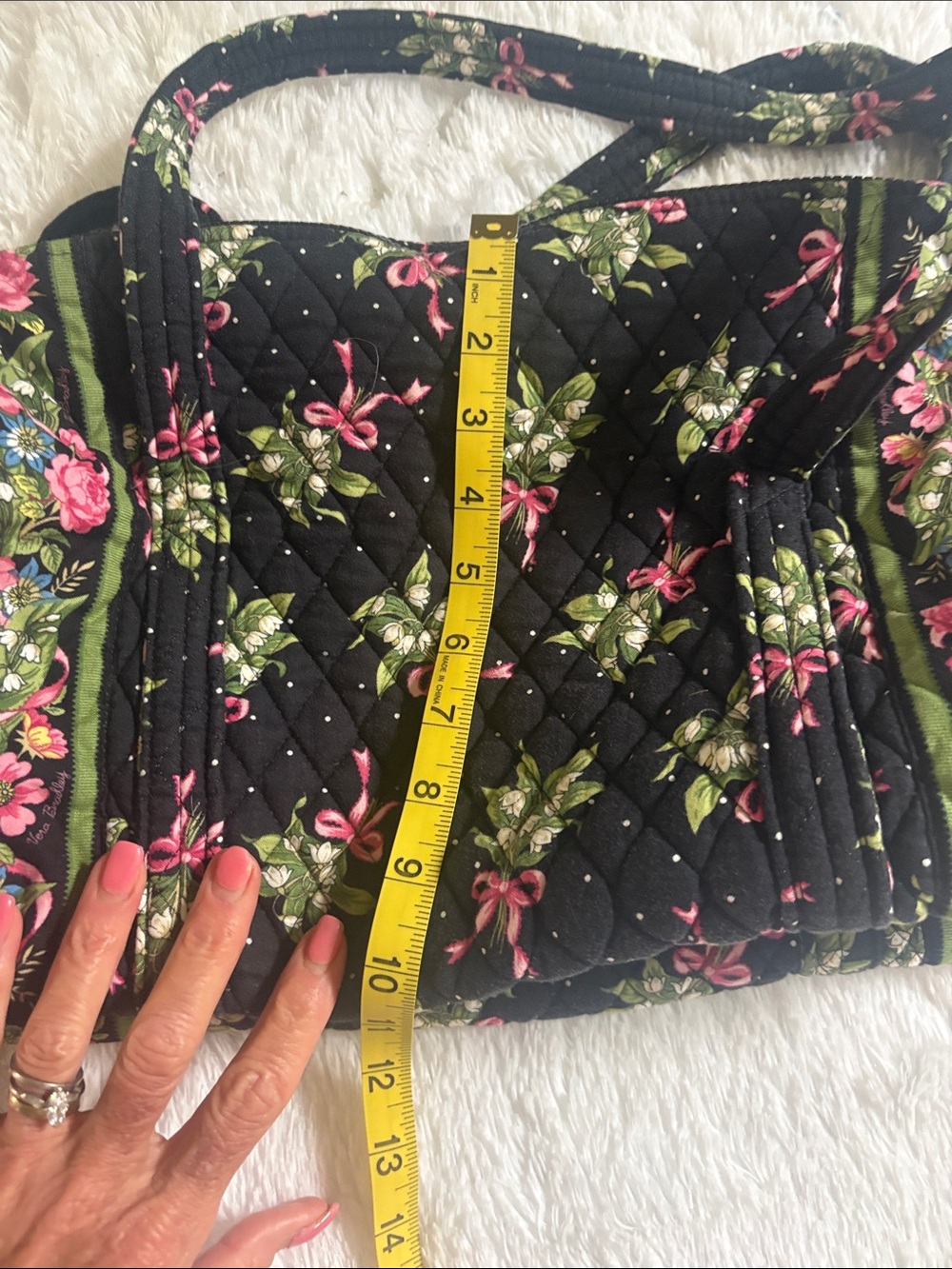 VERA BRADLEY MEDIUM DUFFLE IN NEW HOPE ( retired) print - Picture 7 of 8